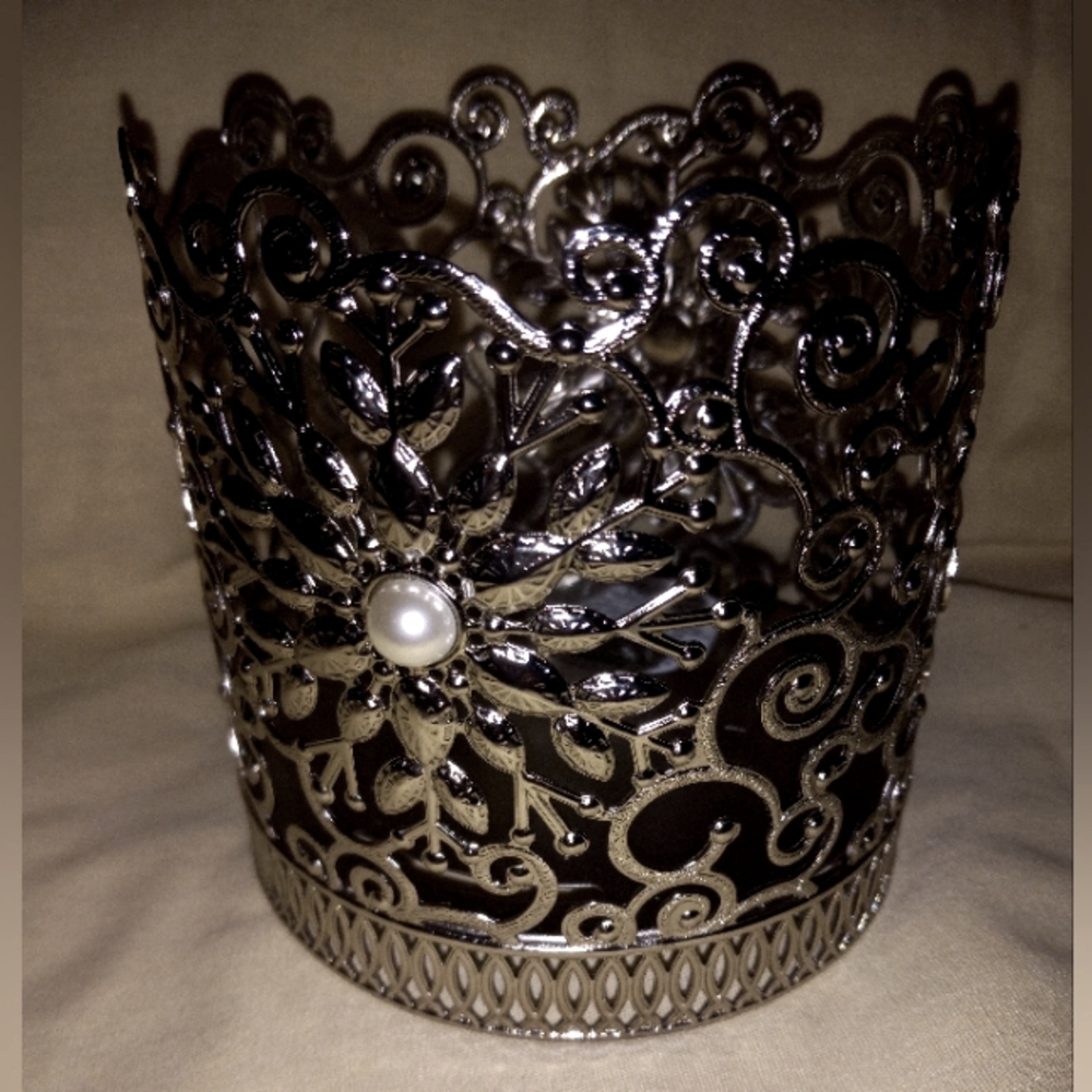 Bath & Body Works Candle Holder NWT